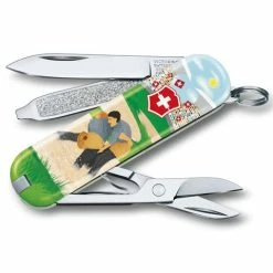 Victorinox - Classic Ltd Ed Swiss Army Knife Swiss Wrestling